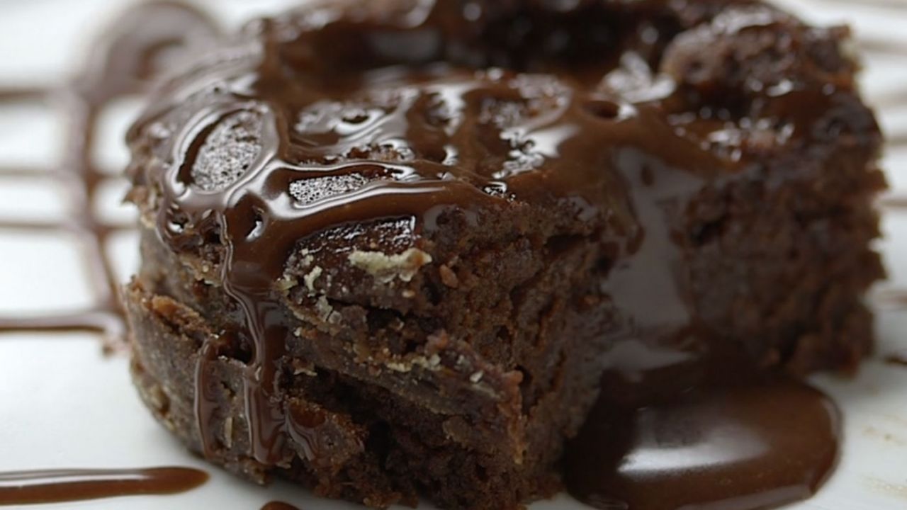 Clima de Páscoa - Bolo Lava de Chocolate