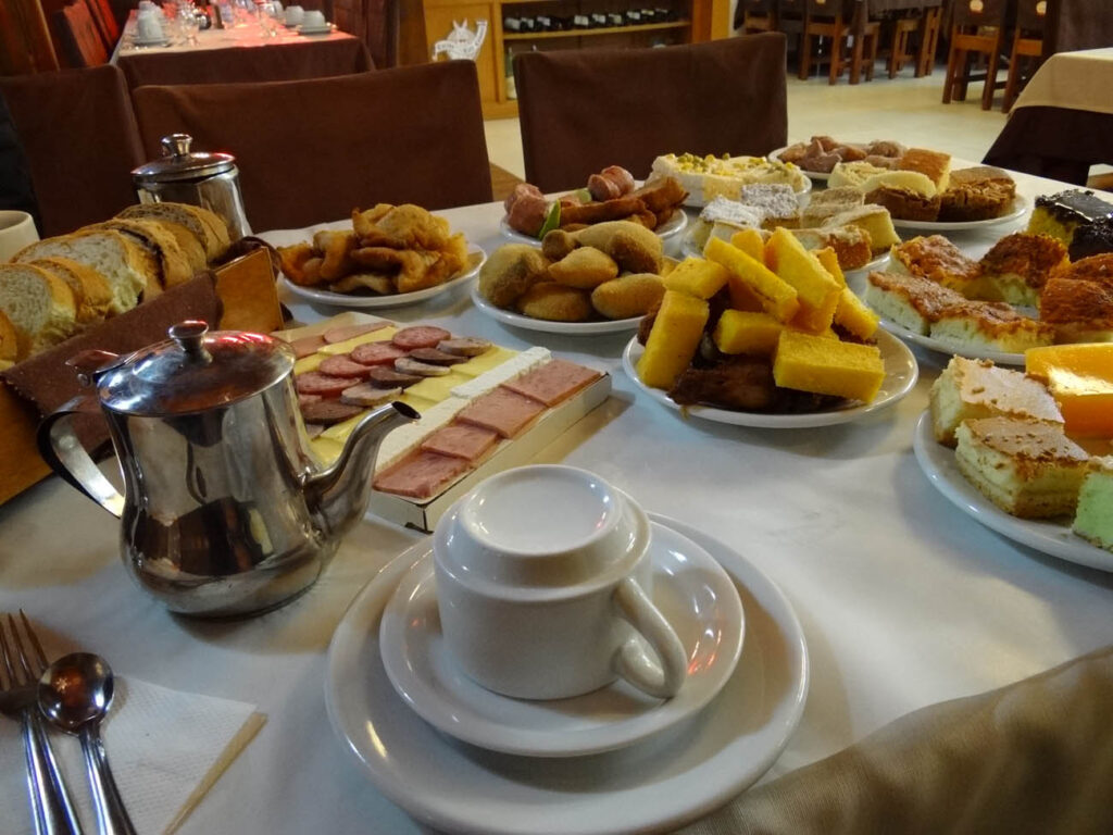 lugares para tomar um bom café colonial na Serra Gaúcha